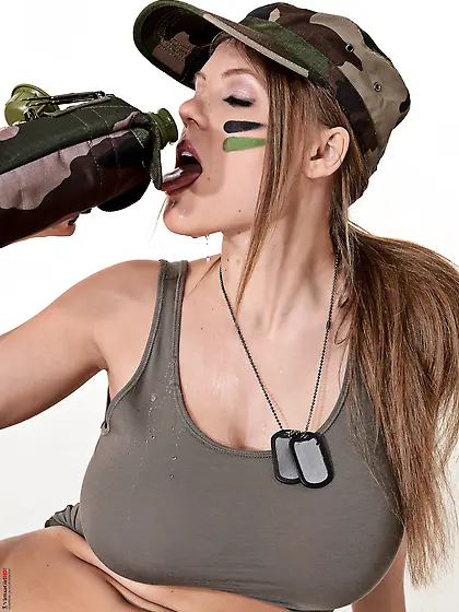 32: Portrait of Viola