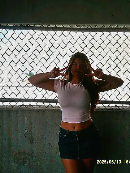 Gracie Busty Cute Nonnude NN