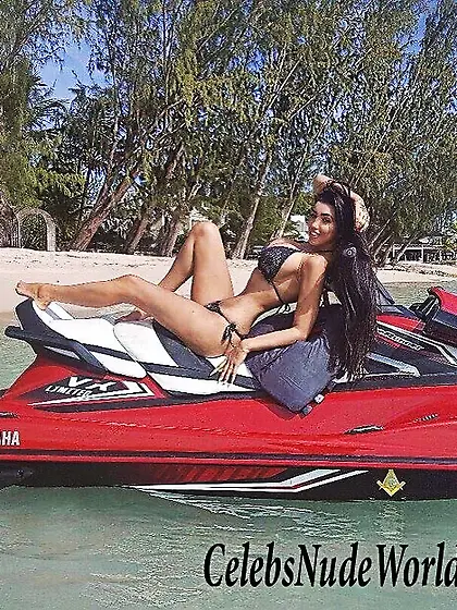 Massive Tits (Feat.  Chole Khan)