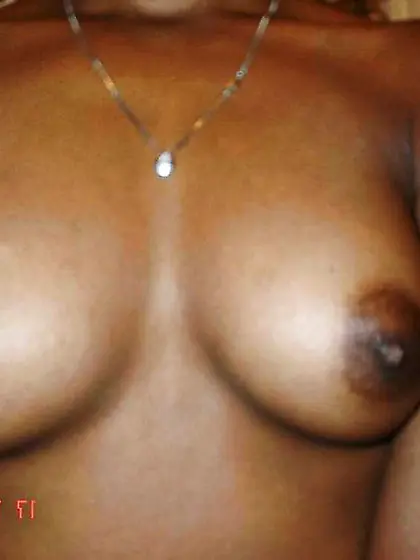 Seins. african bra-stuffers