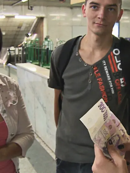 Plump brunette sucking dick