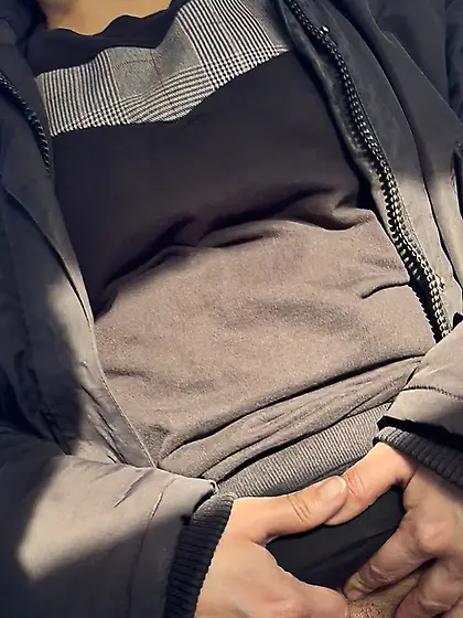 Dutch asian shows pussy outside