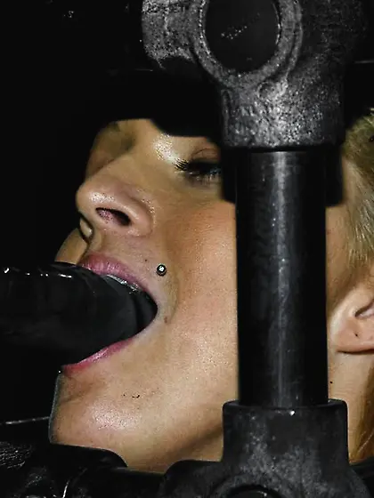 Waxing suction play uncontrolled