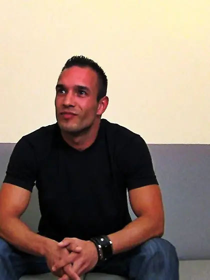 Black haired slut likes