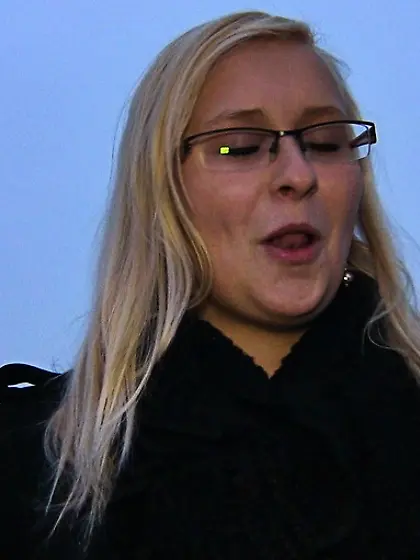 Hot blonde glasses black