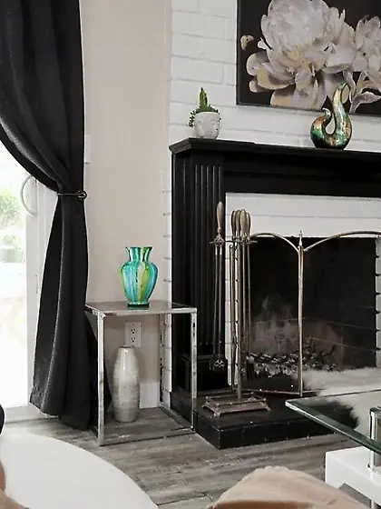 Gorgeous blonde amateur shows