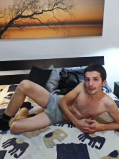 Blonde Kriepp Smoking.