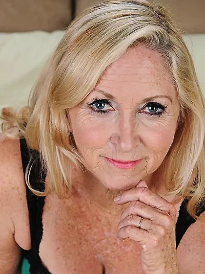 American beautiful milf sluts