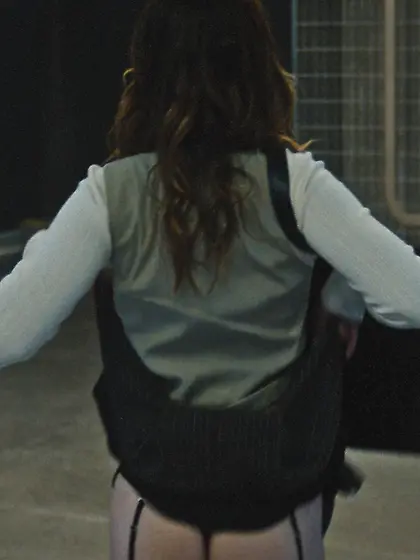 Kiernan Shipka - "Industry" s4