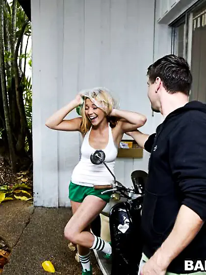 Giggling blonde teen Stevie Hart gets ass fucked and eats fresh