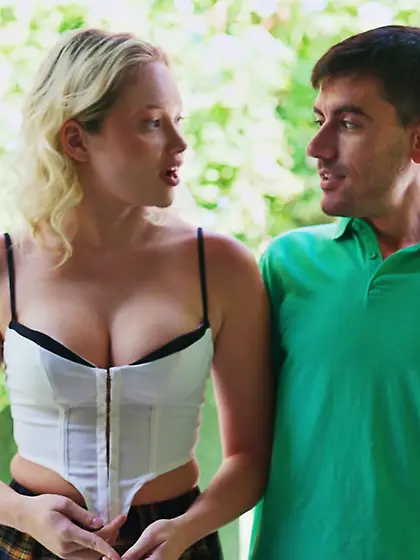 Blonde Russian slut Jessie Ames gets anal she deserves