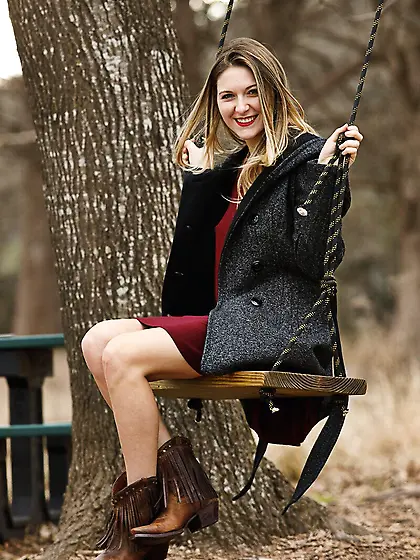 Adorable babe flashes delicious