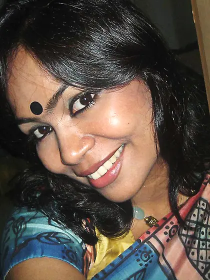 Renu, 34,  worthless Indian whore sister.  Wank over her