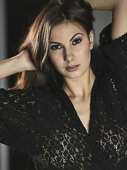 This gorgeous honey has nothing better to to all day than strip,