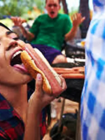 Que alternes su vagina con mi bocaQuiero lamer su