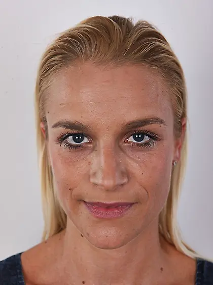 Pleasure giving blonde lady