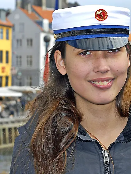 no hay ni un solo hombe que no me haya penetrado r