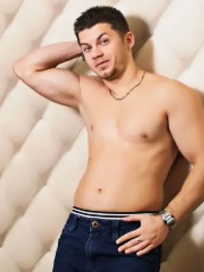 Brunette robbyshaw perform anal