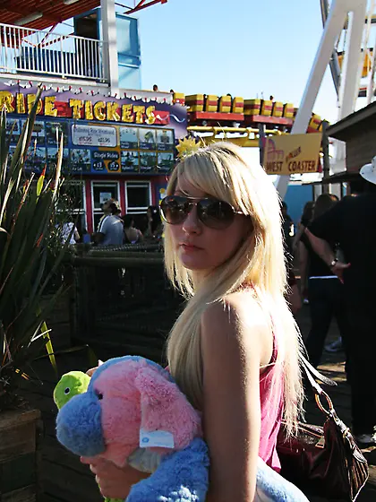 Missy Woods strips her lingerie and gets her tight pussy screwed