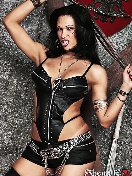 Jhoany Wilker uses her handcuffed slave