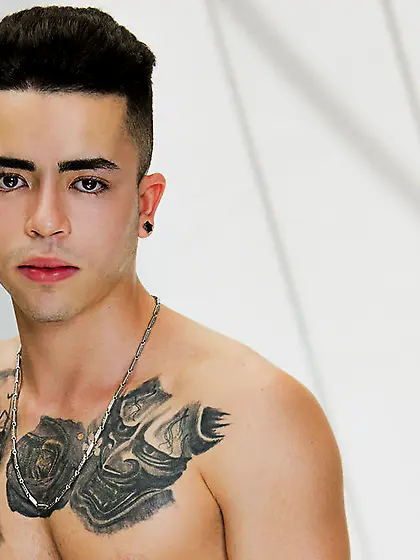 Latin young gay justinbiginches