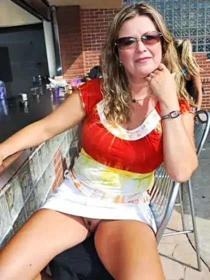 No panties day,  Donna.