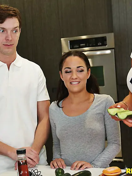 Nicolette Shea and Amara Romani take part in a taboo family thre