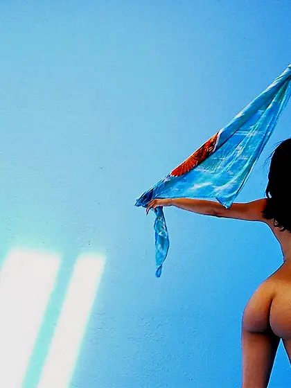 Sensual ebony goddess tantalizes