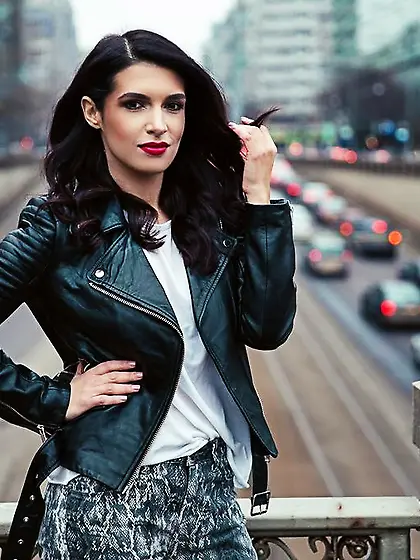 Bisexual milf big tits