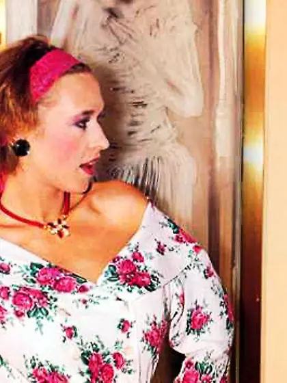 Busty seventies mom enjoys