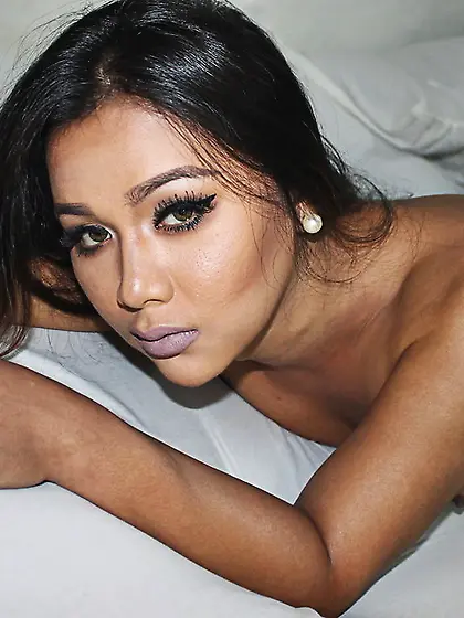 Asian transgender beautifulshemale close