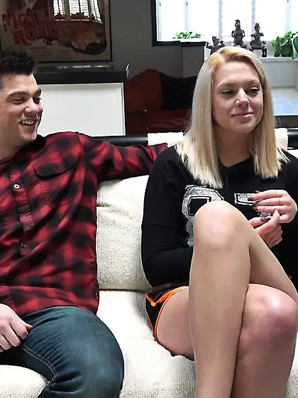 Bodybuilder gorgeous blonde hardcore