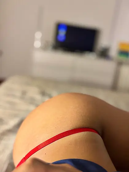 Teen Teasing Pussy and Tits