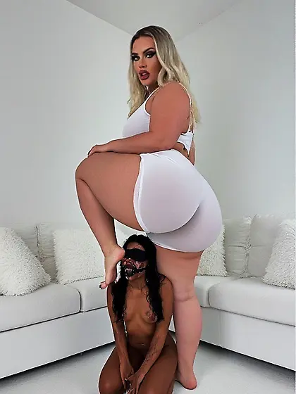 Big Booty Blonde Bimbo and Nigger Pet