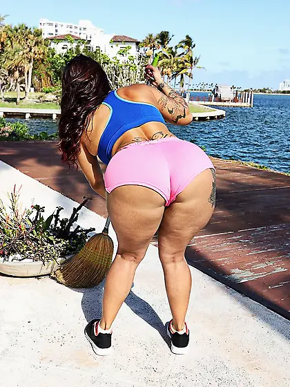 Hardcore redhead lesbian