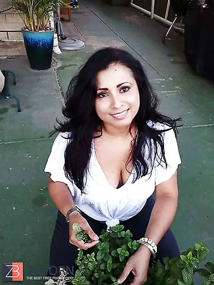 Unknown NRI Super Hot Mummy