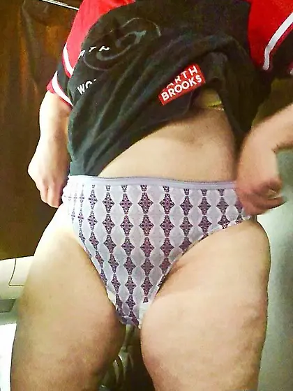 Emma lost on poker. Punishment is to get exposed!!