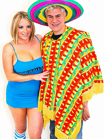 Frisky milf in tiny blue dress Maggie Green pulls her bouncing t