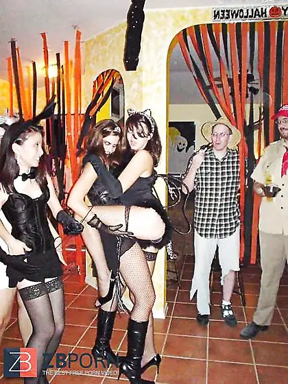 Halloween Bi-Otches