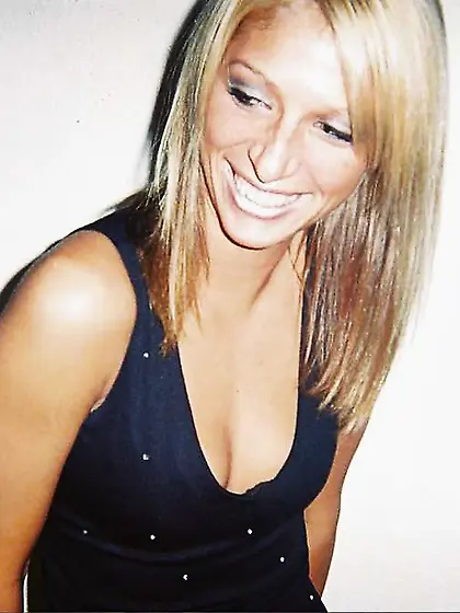 Pretty Fledgling Teenager Robyn