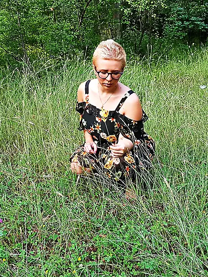 Big tit teen dancing