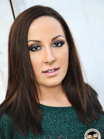 Marley Blaze gets her pussy and ass fucked by black guy before h