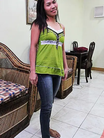 Small hairy pussy fuck