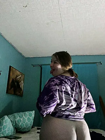 Fatass Hog OkieBobbilee & her fatass friends