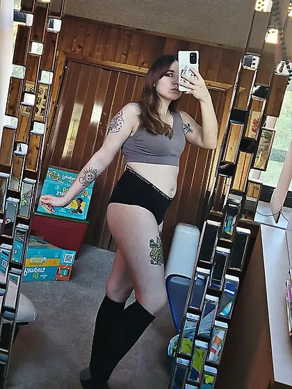 Single Mom Needs Attention