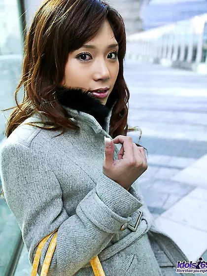 Hard nipple Asian doll Mariko Idols goes out of control on the r