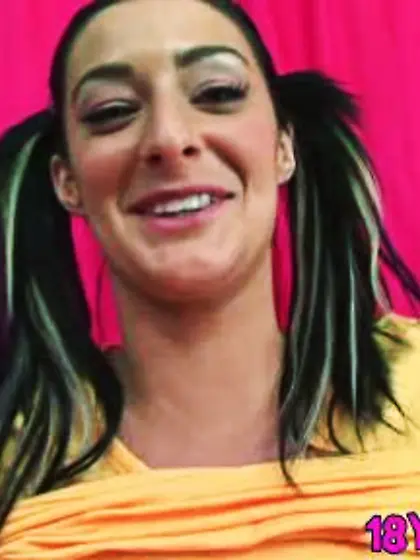 Slapping trimmed cunt drives