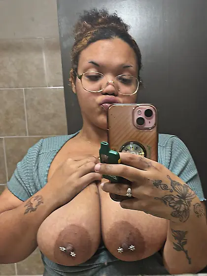 Big Ass Redbone Teen tittys!