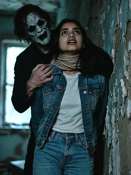 Urbex gone wrong (Jenna Ortega)