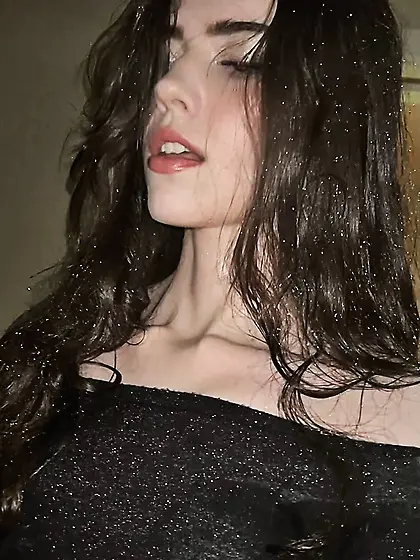 Violet (TikTok Slut) for Tributes